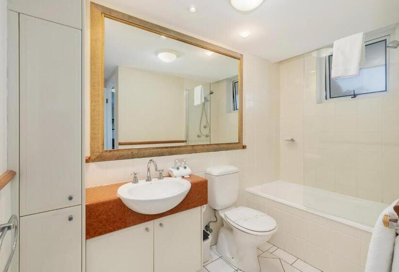 Апартаменты 2 спальни Вид на Сад, Ultiqa Burleigh Mediterranean Resort