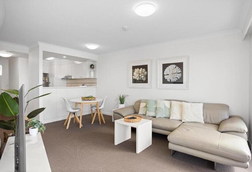 Апартаменты 1 Спальня Вид на Море, Ultiqa Burleigh Mediterranean Resort