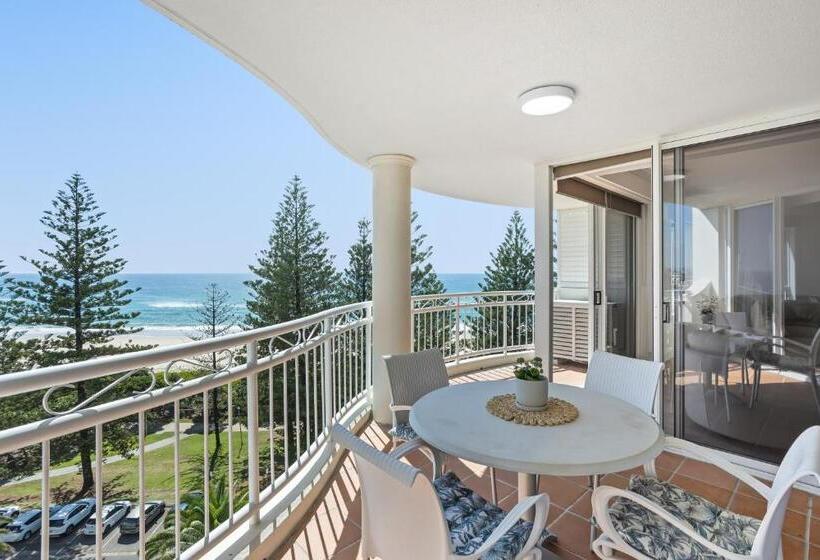 Superior 2-bedroom flat with sea view, Ultiqa Burleigh Mediterranean Resort