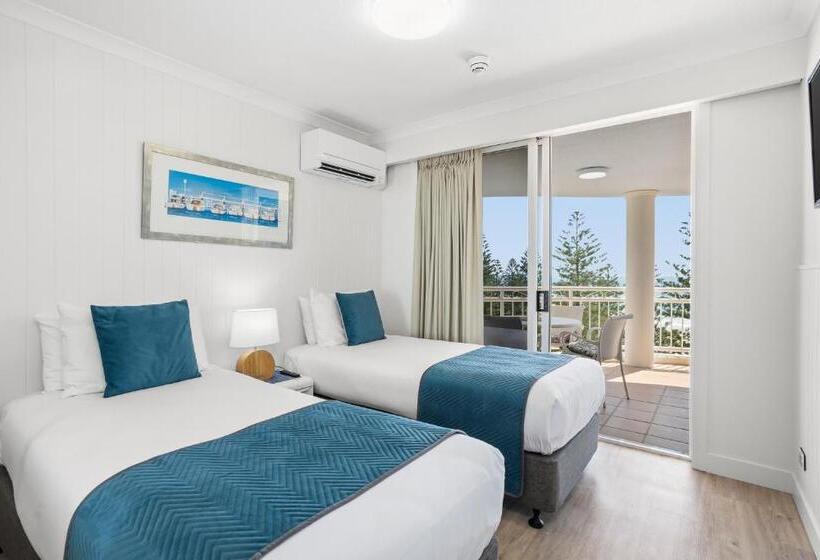 Superior 2-bedroom flat with sea view, Ultiqa Burleigh Mediterranean Resort