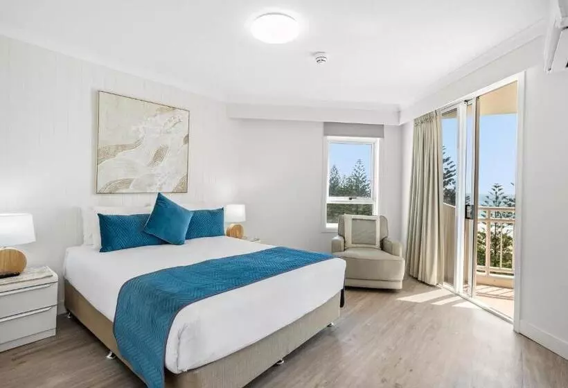 آپارتمان ممتاز دوخوابه رو به دریا, Ultiqa Burleigh Mediterranean Resort