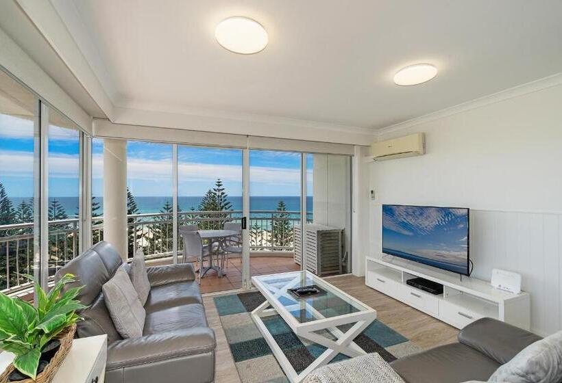 Superior 3-bedroom flat with sea view, Ultiqa Burleigh Mediterranean Resort