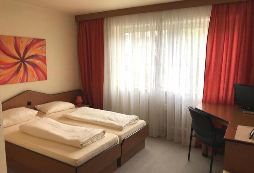 Номер Стандарт, City Hotel Kaiserhof