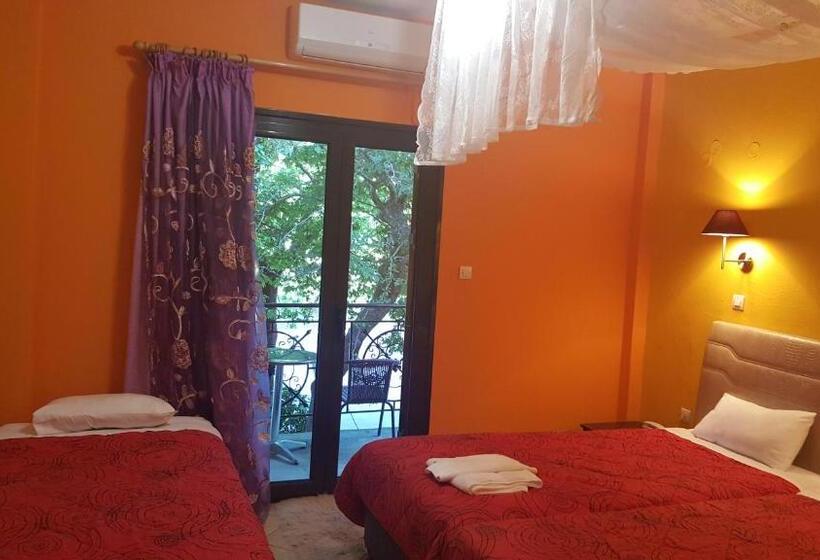 스탠다드 트리플 룸, Hani Zemenou