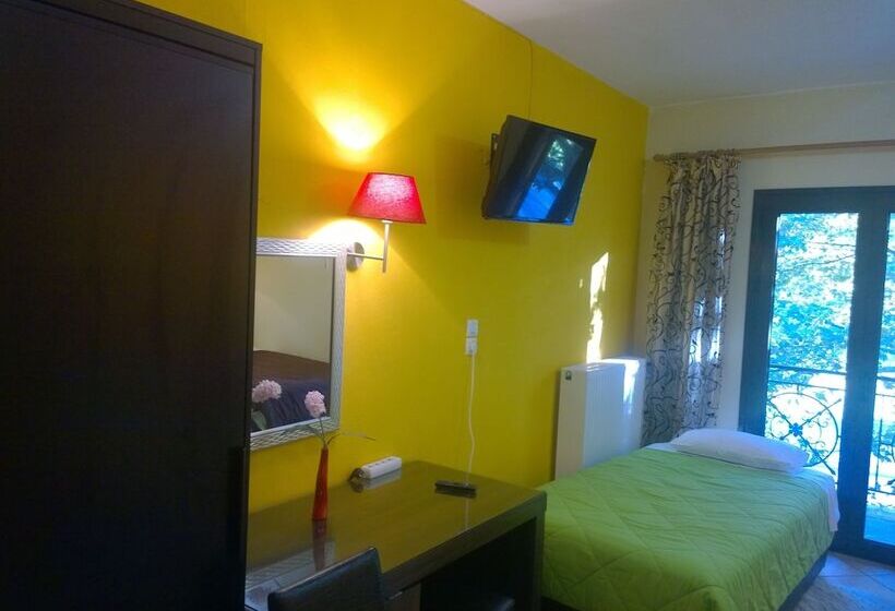 4인용 스탠다드 룸, Hani Zemenou