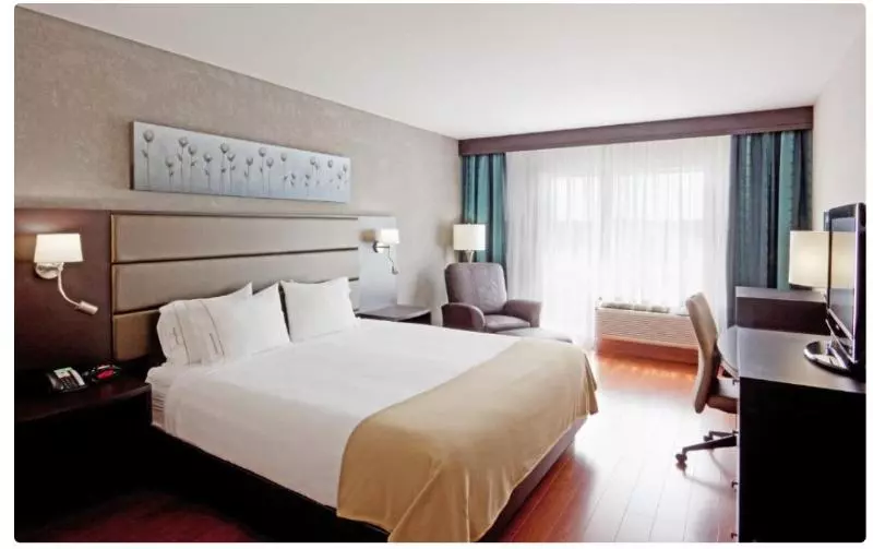 キングサイズベッドのスタンダードルーム, Holiday Inn Express Hotel & Suites Saint   Hyacinthe, An Ihg