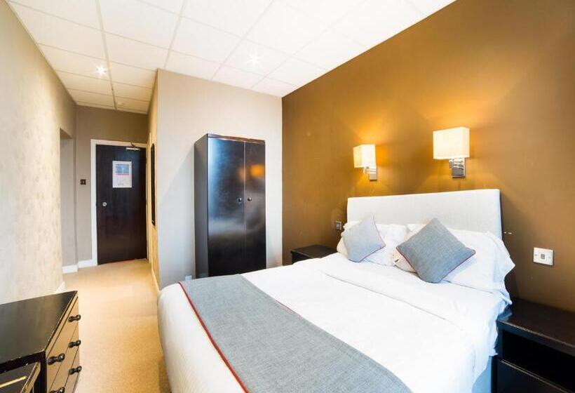 标准间, Hotel Majestic