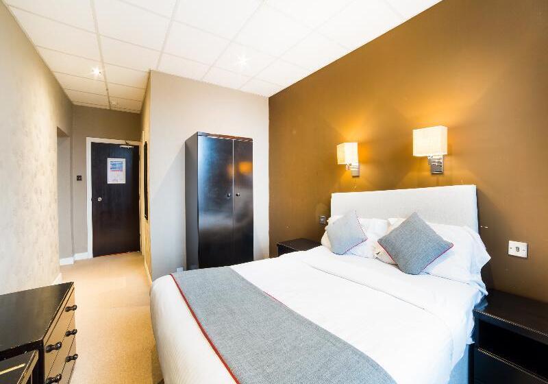 标准间, Hotel Majestic