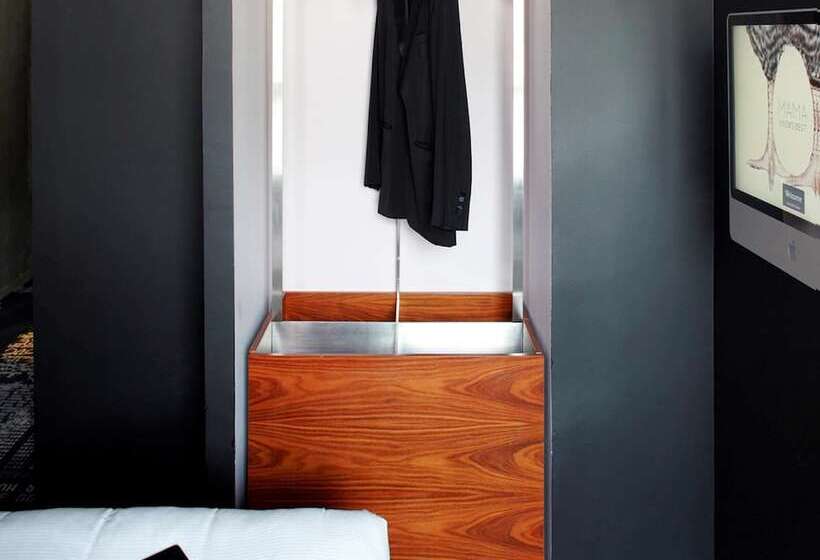 اتاق استاندارد, Mama Shelter Paris East
