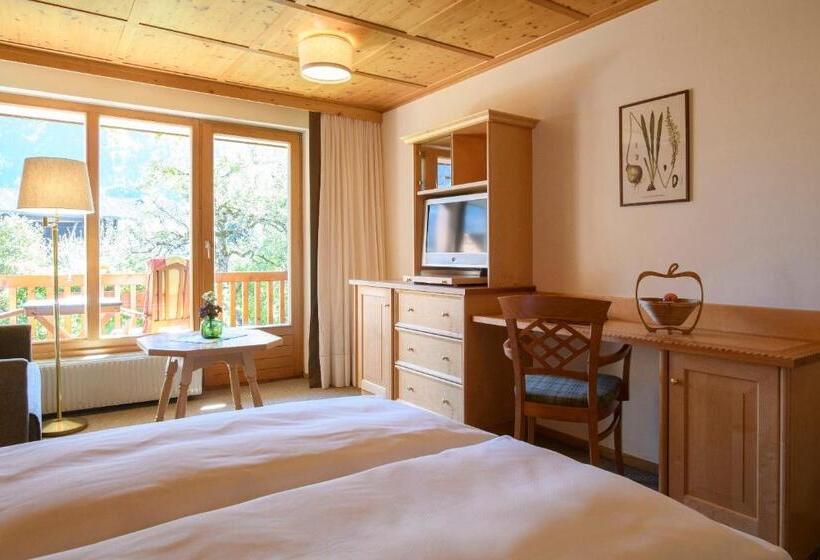 コンフォートルーム, Montafoner Hof