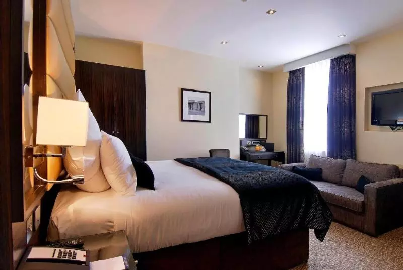 デラックストリプルルーム, Montcalm Marble Arch Townhouse