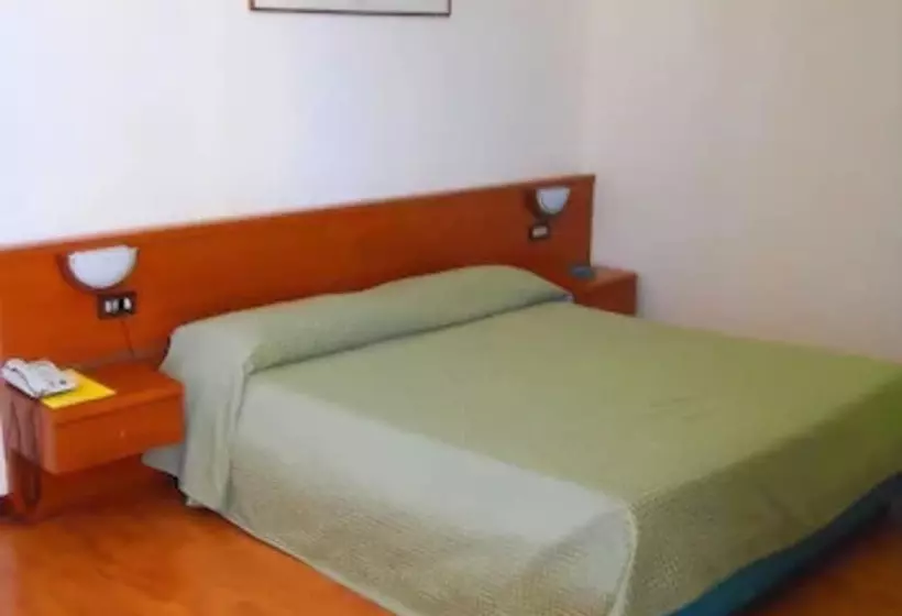 اتاق استاندارد, Traghetto