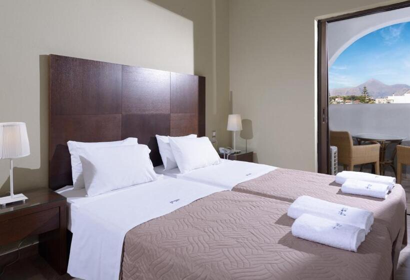 スタンダードトリプルルーム, Vanisko