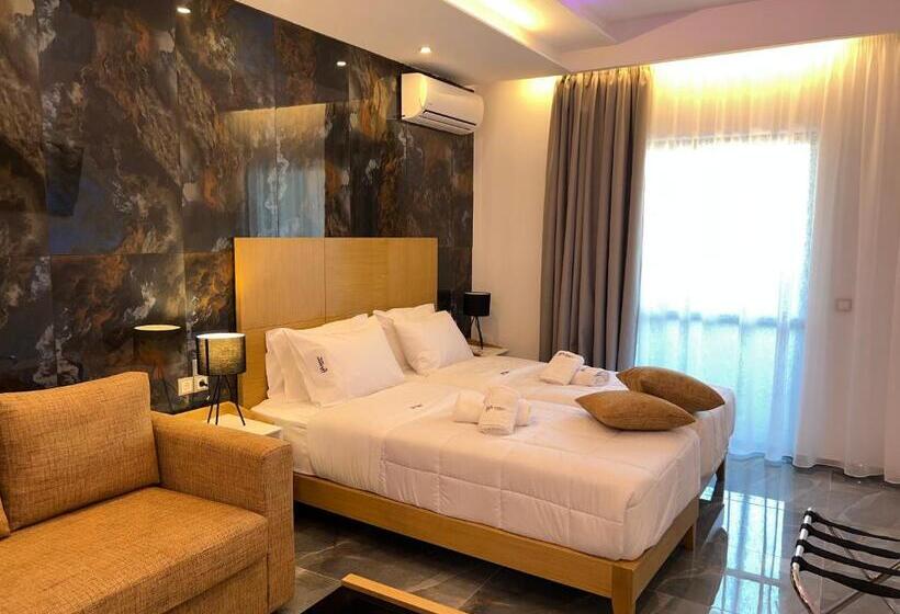 プールビュージュニアスイート, Vanisko