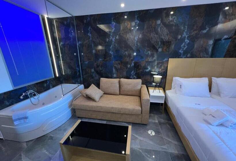 プールビュージュニアスイート, Vanisko