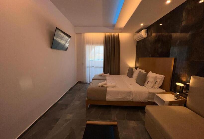 اتاق سوپریور با تخت بزرگ, Vanisko