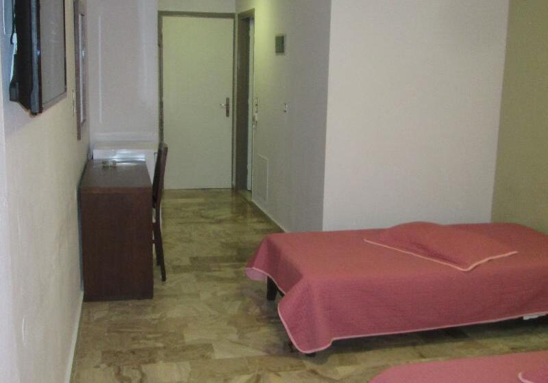 Quarto Estandar Individual, Vanisko