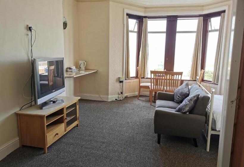 Семейный Номер Вид на Море, Westleigh