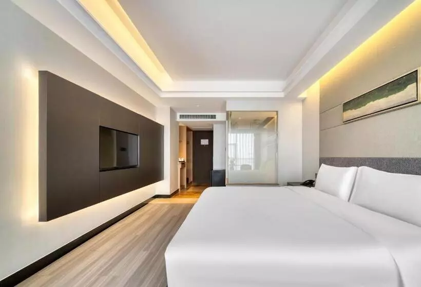キングサイズベッド、シティビューデラックスルーム, Yiwu International Mansion