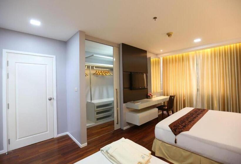 Апартаменты Deluxe 1 Спальня, J   Town Serviced Apartments