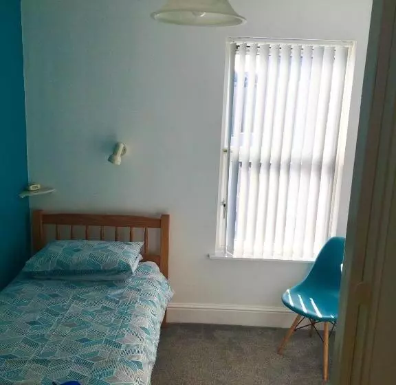 اتاق استاندارد یک نفره, Westward B&b