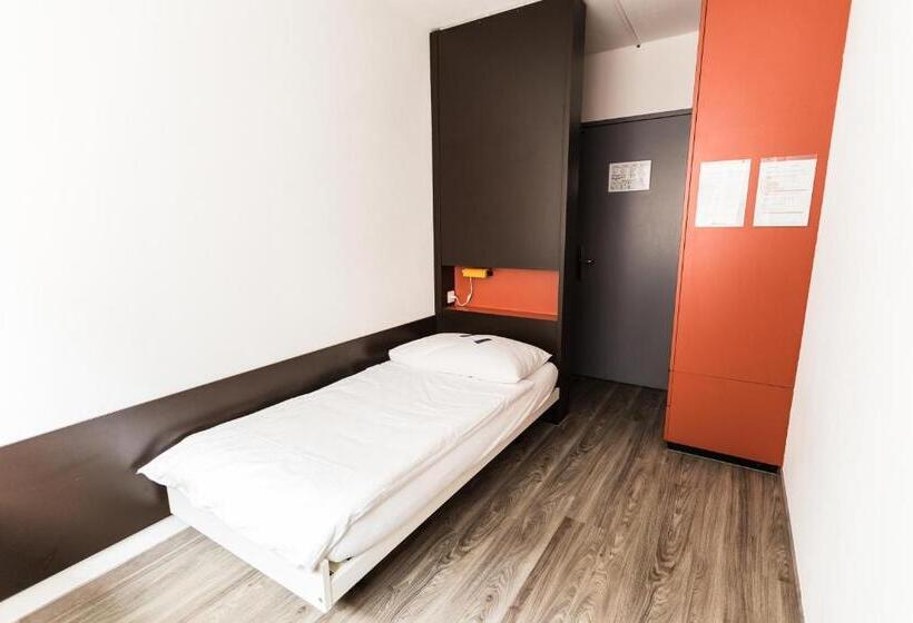 اتاق استاندارد یک تخته با سرویس بهداشتی مشترک, City Hostel Geneva