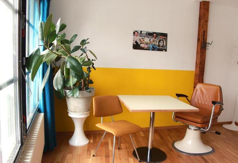 غرفة قياسية حمام مشترك, Basel Backpack