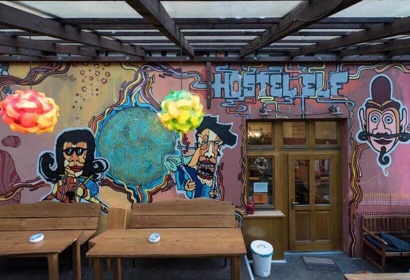 Cama em Quarto Compartilhado, Hostel Elf