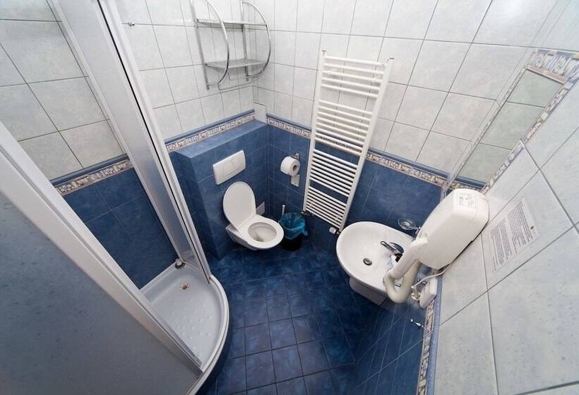 Cama em Quarto Compartilhado, Hostel Mango