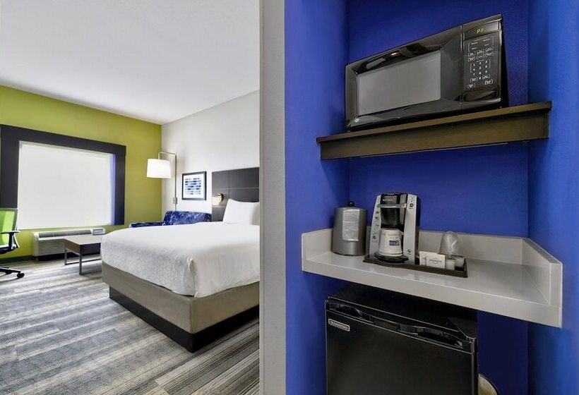 جناح, Holiday Inn Express Hotel & Suites Kansas City Grandview, An Ihg