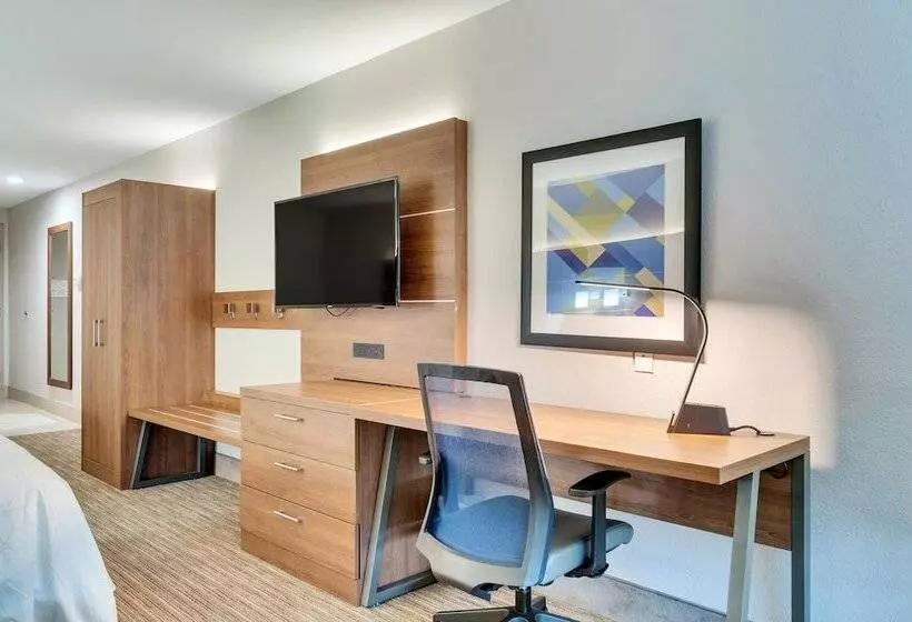 Sviitti, Holiday Inn Express Hotel & Suites Lake Elsinore, An Ihg