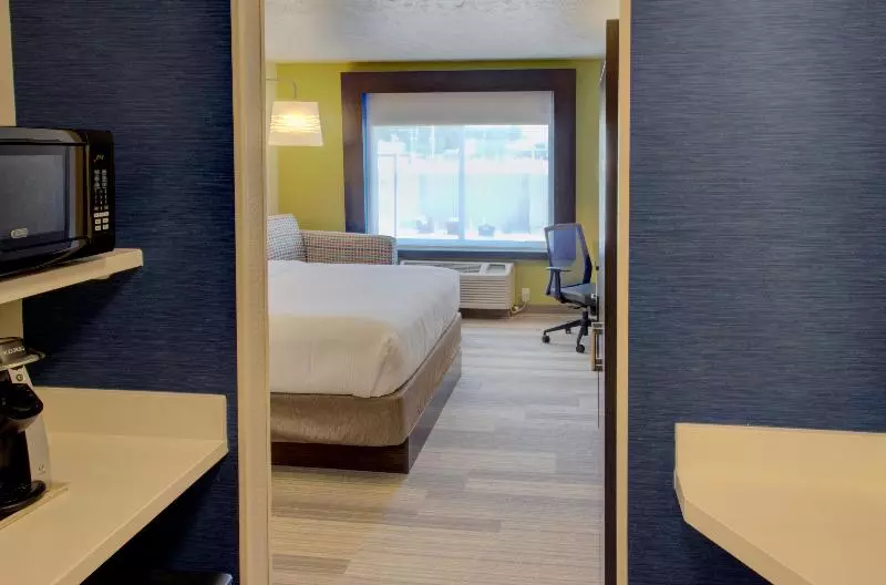 キングサイズベッドのエクゼクティブルーム, Holiday Inn Express & Suites Le Mars, An Ihg