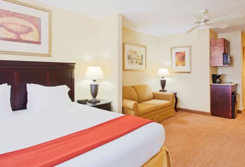 Люкс, Holiday Inn Express Hotel & Suites Lucedale, An Ihg
