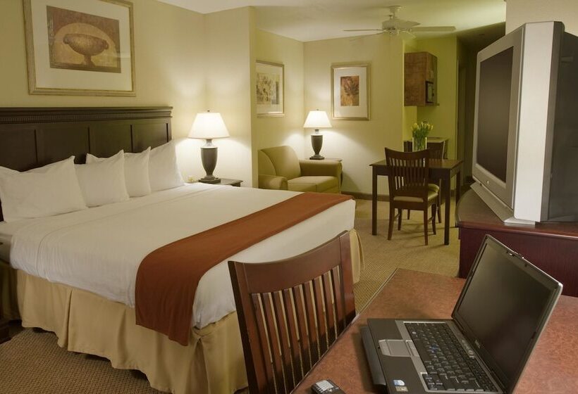 جناح, Holiday Inn Express Hotel & Suites Lucedale, An Ihg