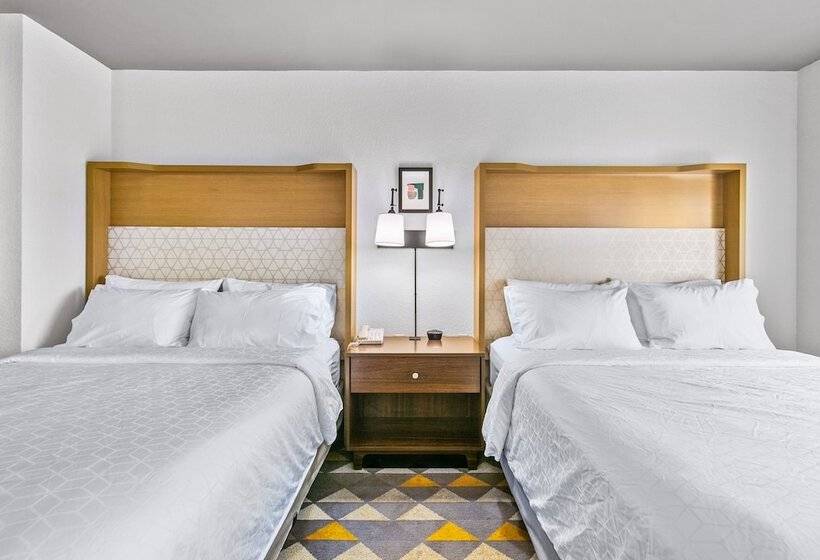 جناح, Holiday Inn Express Hotel & Suites Lucedale, An Ihg