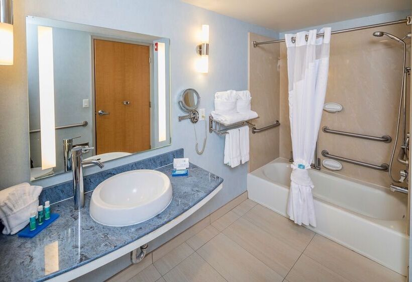 جناح, Holiday Inn Express Hotel & Suites Modesto Salida, An Ihg