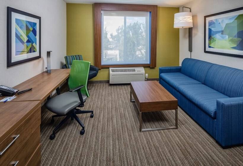 جناح, Holiday Inn Express Hotel & Suites Modesto Salida, An Ihg