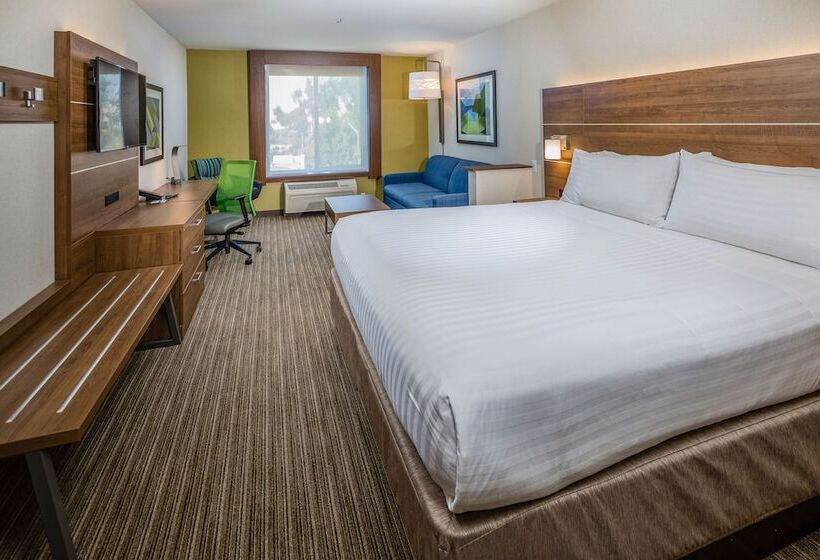 Люкс, Holiday Inn Express Hotel & Suites Modesto Salida, An Ihg