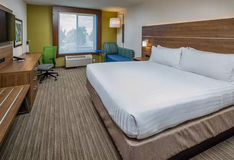 身障者適用スイートルーム, Holiday Inn Express Hotel & Suites Modesto Salida, An Ihg