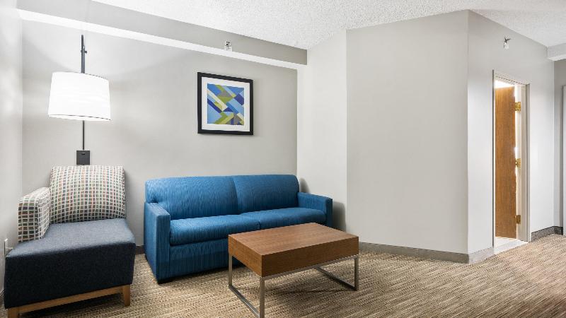 جناح, Holiday Inn Express & Suites Bad Axe, An Ihg