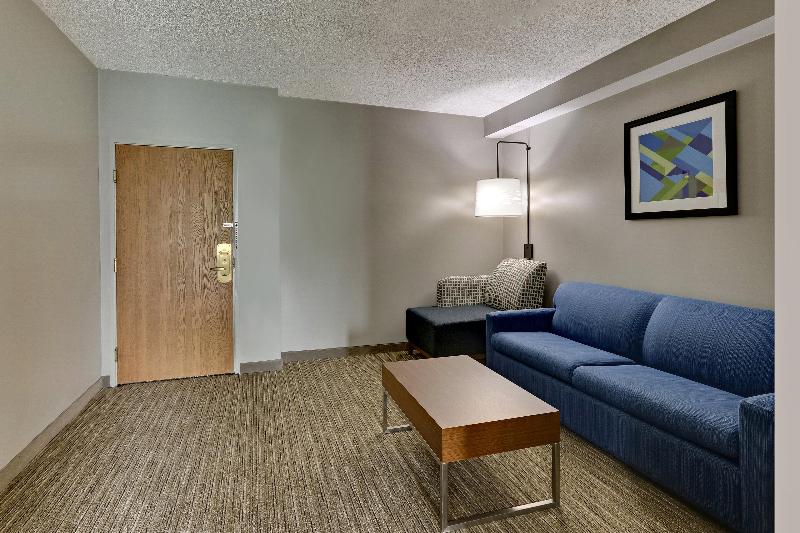 جناح, Holiday Inn Express & Suites Bad Axe, An Ihg