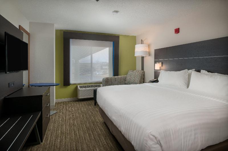 Люкс Кровать Кинг, Holiday Inn Express Lawrence, An Ihg