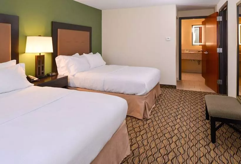 スイート, Holiday Inn Poplar Bluff, An Ihg