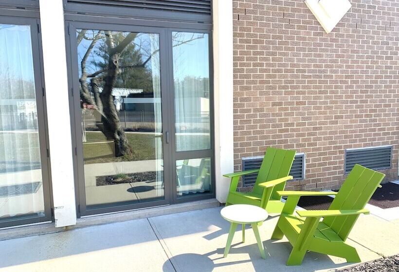 스탠다드 룸 더블 침대 2개, Indigo East End, An Ihg