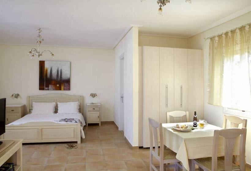 Трехместный Superior Вид на Море, Mediterranean