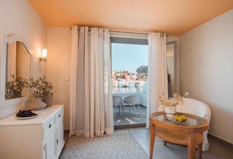 חדר סטנדרט, Megisti