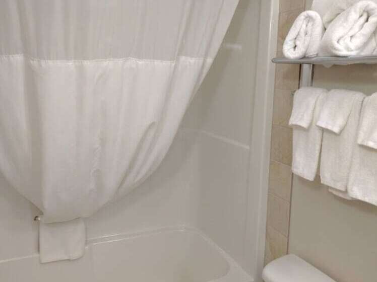 غرفة قياسية, Ramada By Wyndham Olds