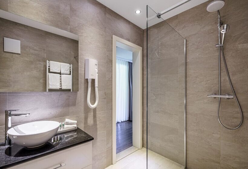 Superior-Zimmer, Seeburg Adults Only