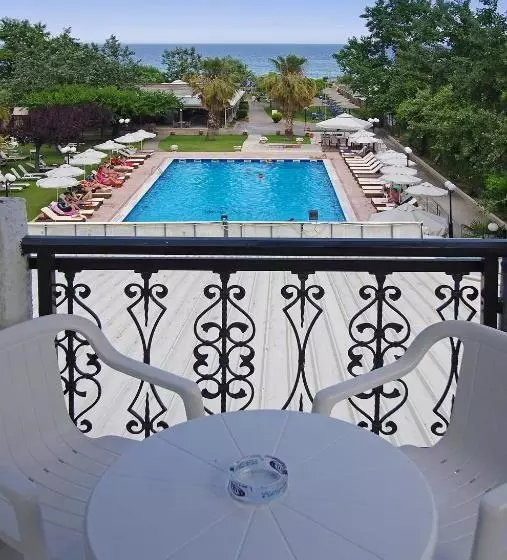 Chambre Triple Standard, Sun Beach