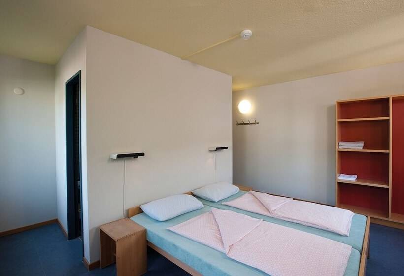 اتاق استاندارد, Zurich Youth Hostel